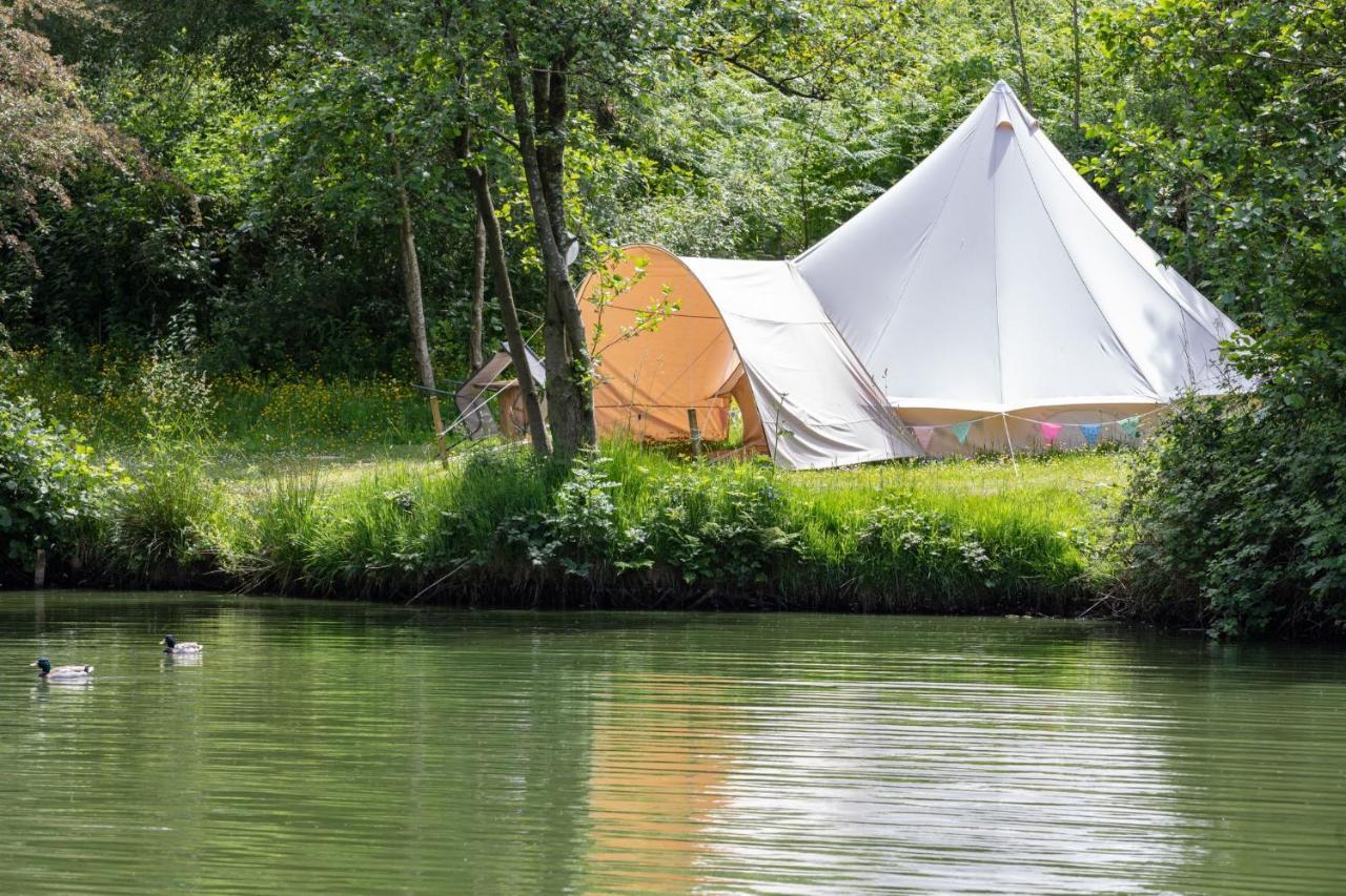 Lloyds Meadow Glamping Hotell Chester Exteriör bild